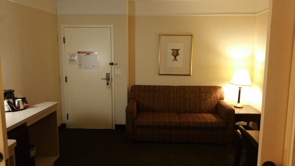 Imperial Swan Hotel And Suites Lakeland Exteriör bild